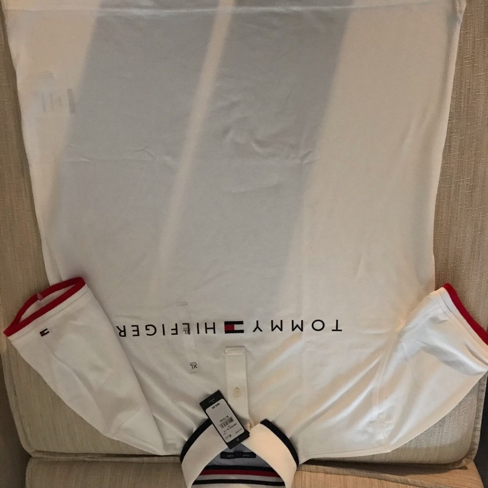 Men’s XL NWT- Tommy Hilfiger Polo